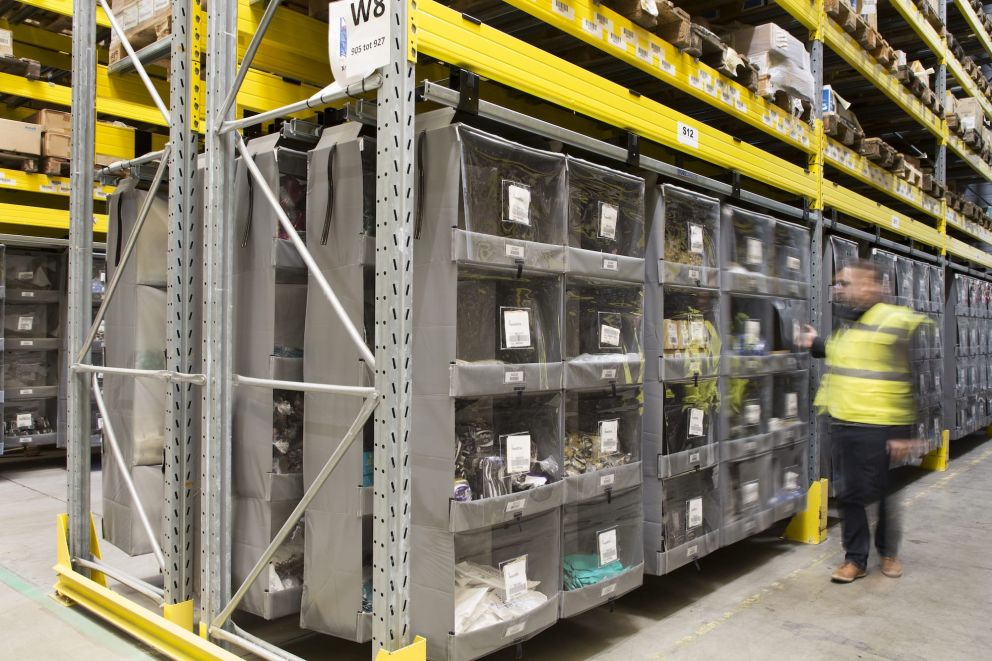 A Storeganizer&#039;s installation for H.Essers in a large warehouse with yelllow accents